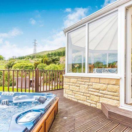 3 Bedroom Luxury Home, Hot Tub, Stunning Views Of Killin, Sitting On The River Dochart Экстерьер фото
